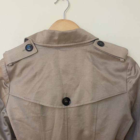 Burberry Classic Lo Trench Coat - Picture 11 of 15